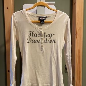 Women’s Harley Davidson Long Sleeve. Size Large